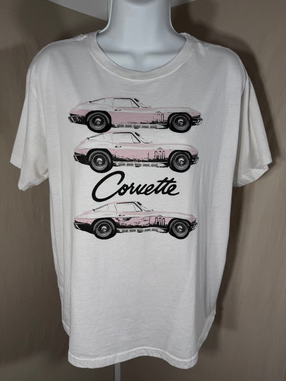 Mad Engine Corvette Pink Sports Car Graphic Tee XL